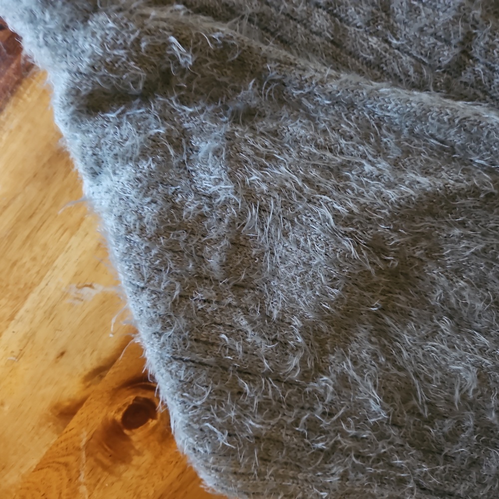 Gray fuzdy like Textured Sweater - Picture 2 of 2